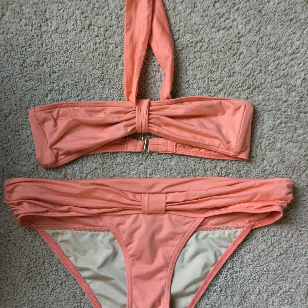 Victoria’s Secret bikini set
